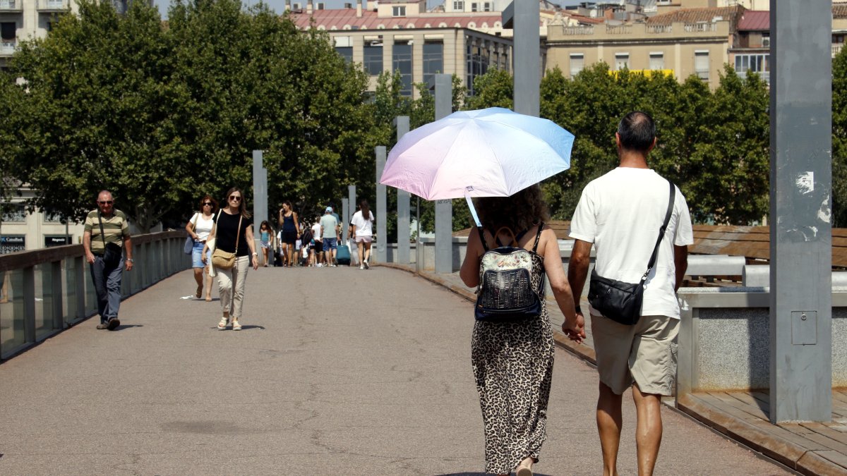 Una passarel·la de Lleida aquest dilluns.