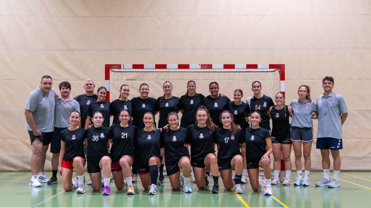 El equipo arrancó ayer los entrenamientos en el pabellón del Inef. - PAU PASCUAL