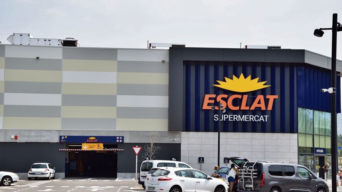 Imagen de una de las últimas superficies comerciales abiertas en la capital del Alt Urgell.; Array