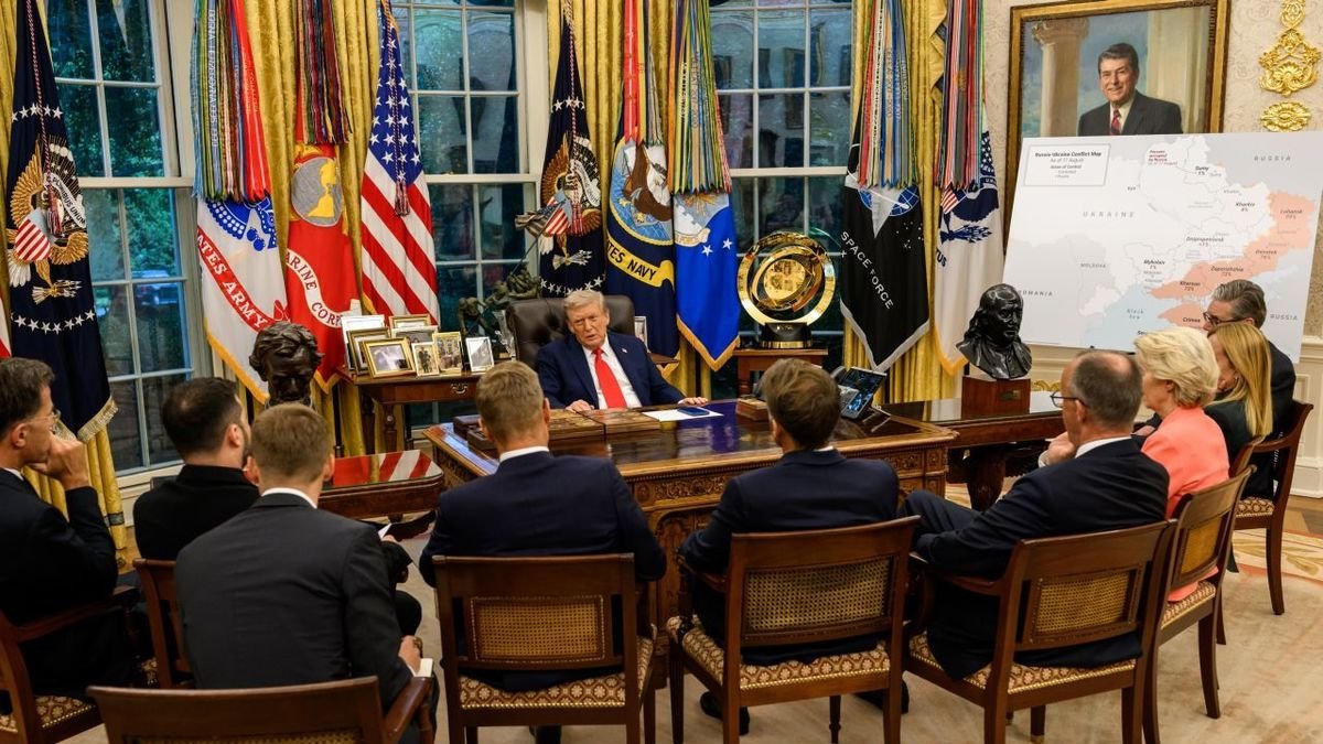 Imatge de la reunió de Trump amb els líders europeus i de l’OTAN dilluns a la Casa Blanca. - EFE/ @WHITEHOUSE