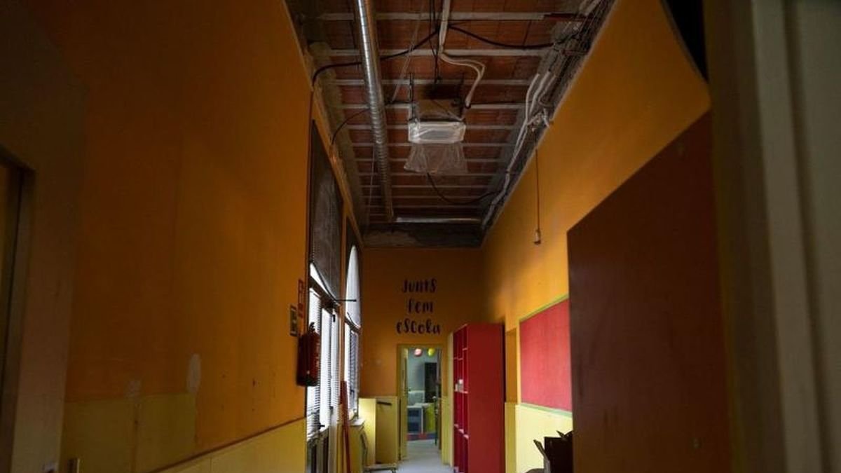 Las obras en el interior de la escuela Dos Rius de Camarasa. - E.L.