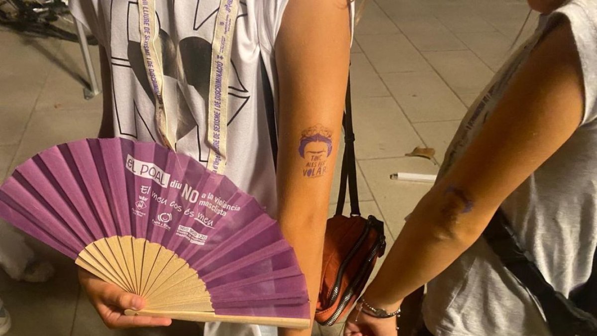 Tatuajes adhesivos que reparte el consell comarcal del Pla. - CC PLA D’URGELL