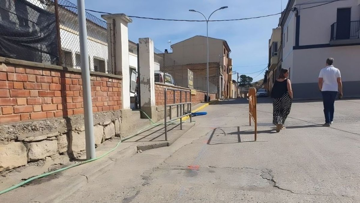La zona donde se ejcutan las obras para hacer más seguro el acceso al colegio de La Granja. - A.L.G.E.