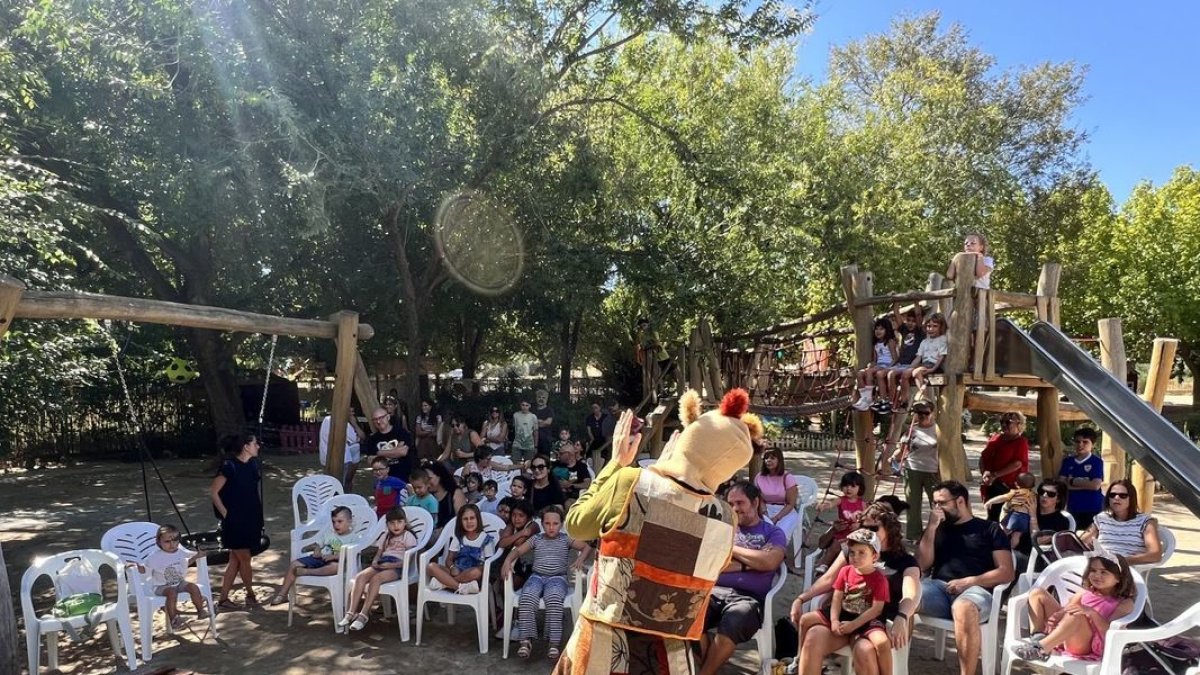 Un moment de la inauguració a Almenar. - AJUNTAMENT D’ALMENAR