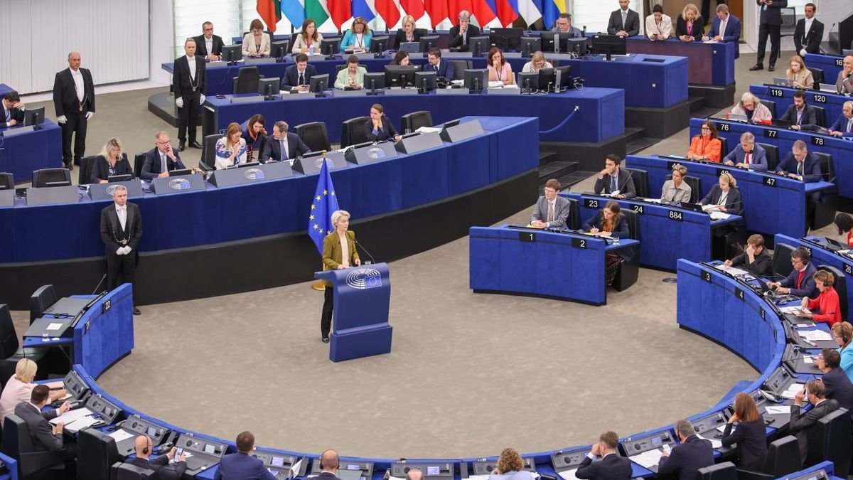 Von der Leyen durante su discurso sobre el estado de la UE en Estrasburgo . - EUROPA PRESS