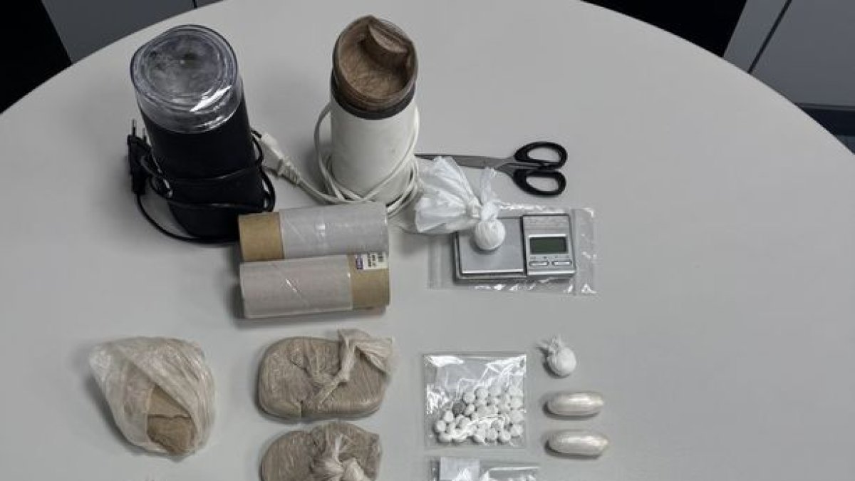 Hallaron heroína, cocaína y 6.000 euros en efectivo. - MOSSOS D’ESQUADRA