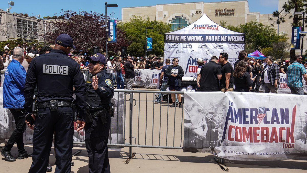Arxiu- Desplegament de les forces de seguretat al lloc on han mort assassinat l’activista ultraconservador Charlie Kirk