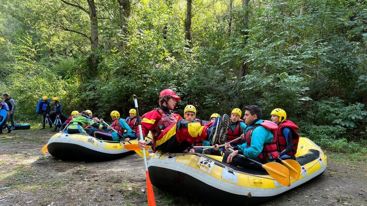 El rafting sigue activo, si bien las lluvias del viernes frenaron las reservas en el Pallars. - EDGAR ALDANA