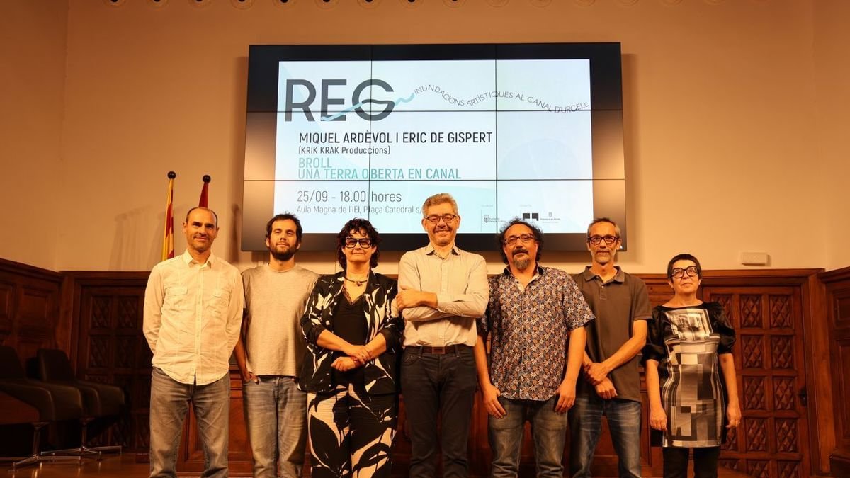 Presentació ahir a l’IEI de ‘Broll. Una terra oberta en Canal’. - AMADO FORROLLA