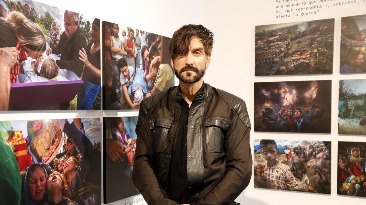 El fotoperiodista barcelonés Ricard Garcia Vilanova, estrella ayer en el estreno del Miravisions. - ACN