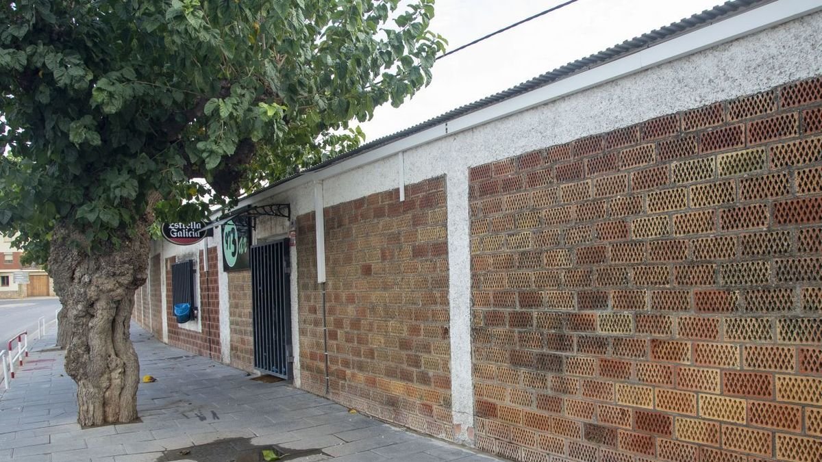 Imagen ayer del exterior del bar. - LAIA PEDRÓS