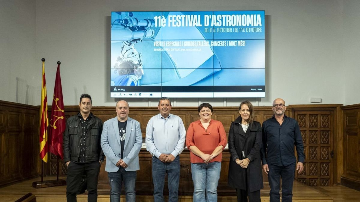 Presentación ayer en el IEI del festival de astronomía del Montsec. - IEI