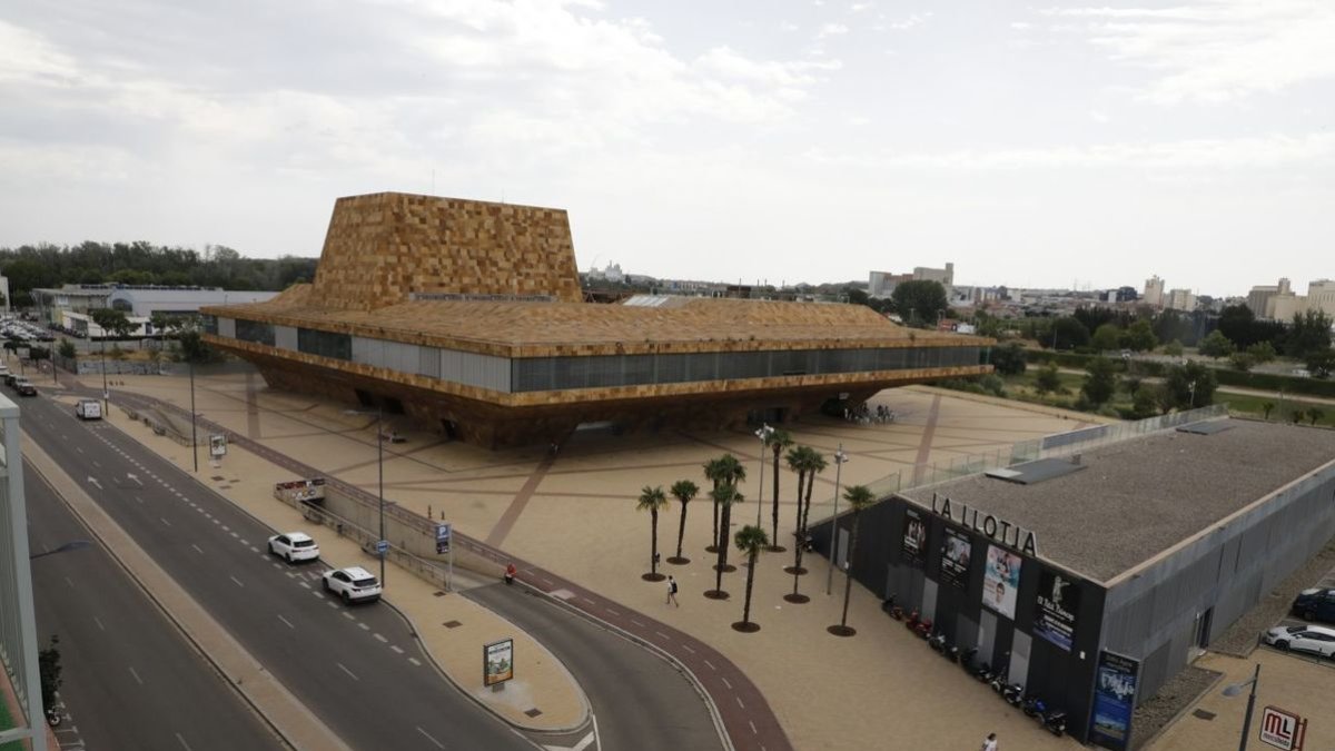 Imatge d’arxiu de la plaça de la Llotja de Lleida, a Pardinyes. - AMADO FORROLLA