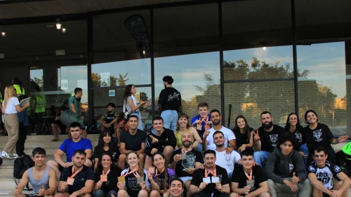 El Panther Team BJJ suma 11 medallas en Salou