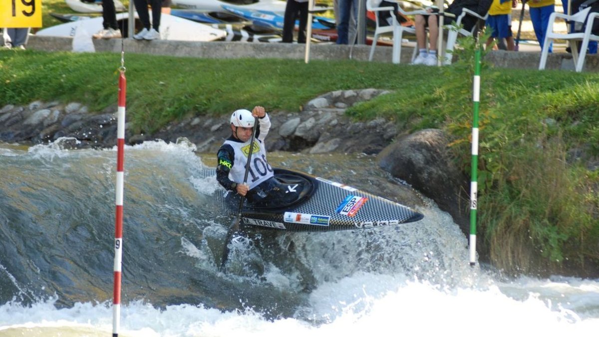 Miquel Travé, durant la jornada d’ahir al Parc del Segre de la Seu d’Urgell. - NORBERT AGUILERA