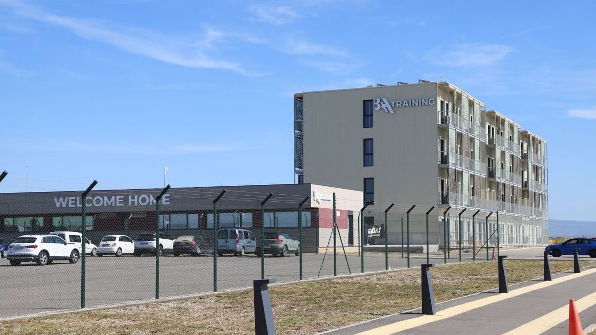 La residencia de estudiantes del campus del aeropuerto de Alguaire, estrenada en septiembre. - E. FARNELL