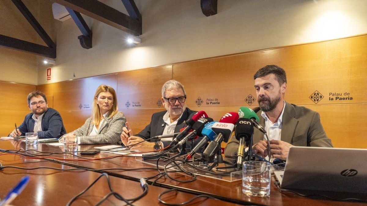 Pino, Iglesias, Larrosa i Enjuanes van presentar el pla ahir. - PAU PASCUAL