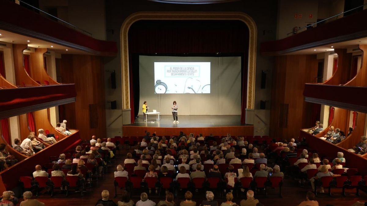 La primera sessió, a càrrec de Marta Corral. - J. GÓMEZ