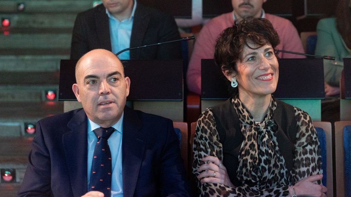 El president d’ATA, Lorenzo Amor, torna a xocar amb la ministra Elma Saiz, en foto d’arxiu. - EUROPA PRESS