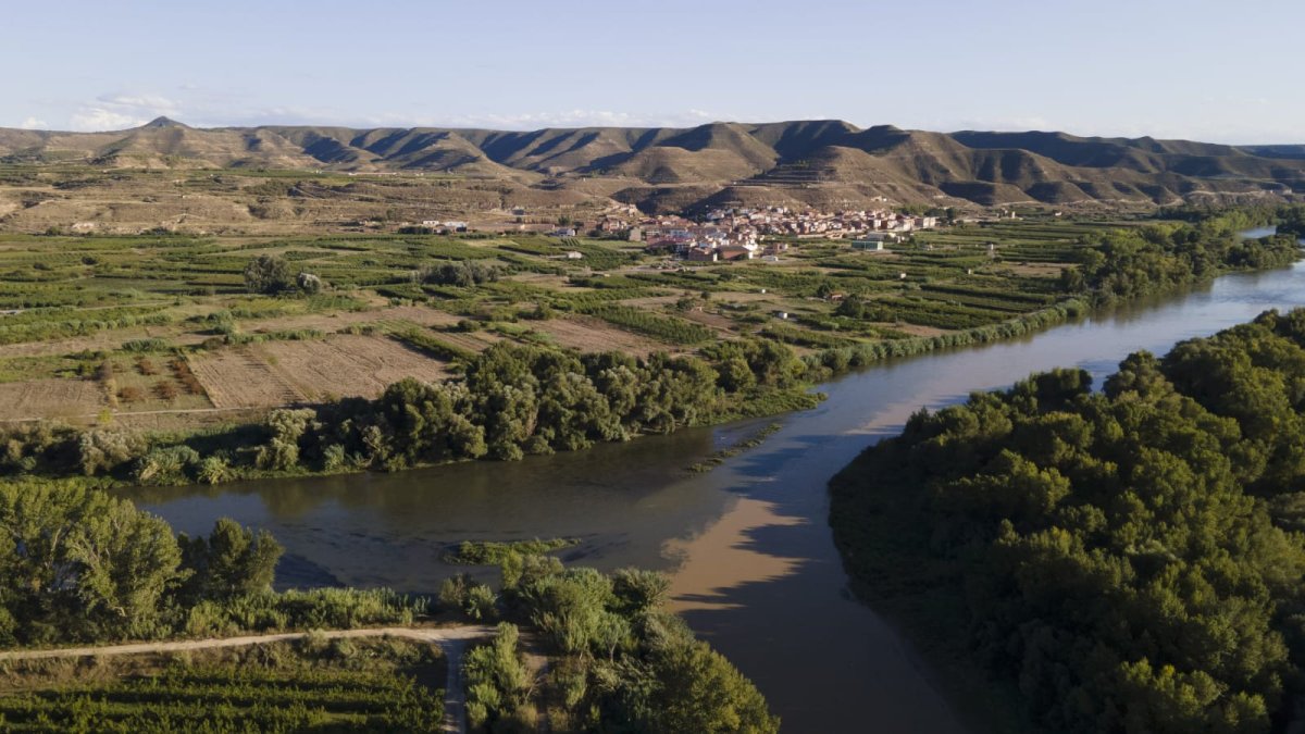 Una vista de l'aiguabarreig de la Granja d'Escarp.