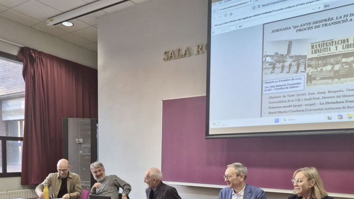 Inauguración de la jornada celebrada ayer en la sala Roberto Fernández en el Rectorado de la UdL. - MEMORIAL DEMOCRÀTIC