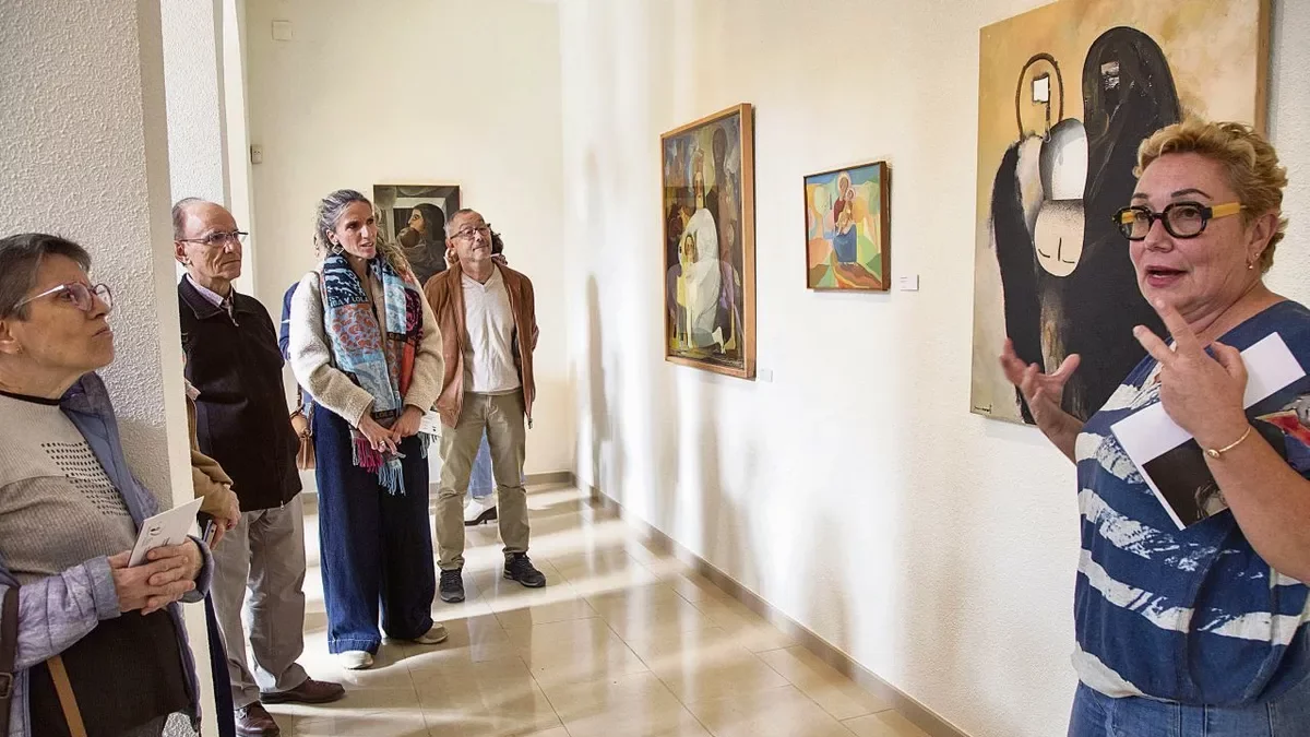 Visita inaugural guiada con Maria Guinovart. - LAIA PEDRÓS