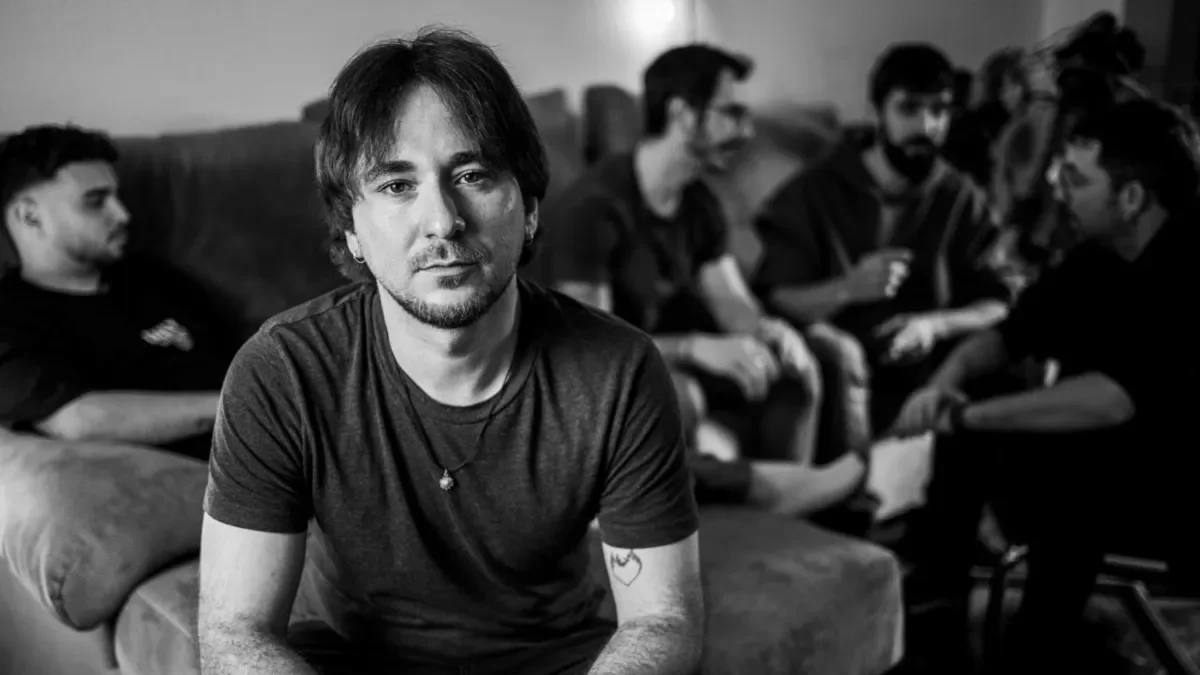 Toni Ibars, al frente de la banda leridana Shad Demn. - ALEX LÓPEZ / DEFOTO