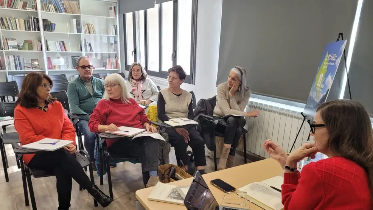 Taller de guió del CurtÀneu, amb l’actriu i cineasta Gisela Arnao. - CURTÀNEU