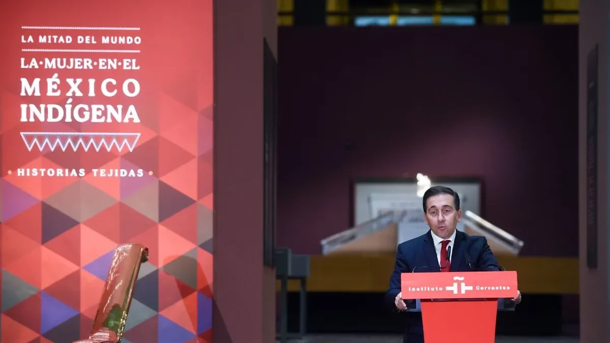 José Manuel Albares en l’exposició mexicana. - EUROPA PRESS