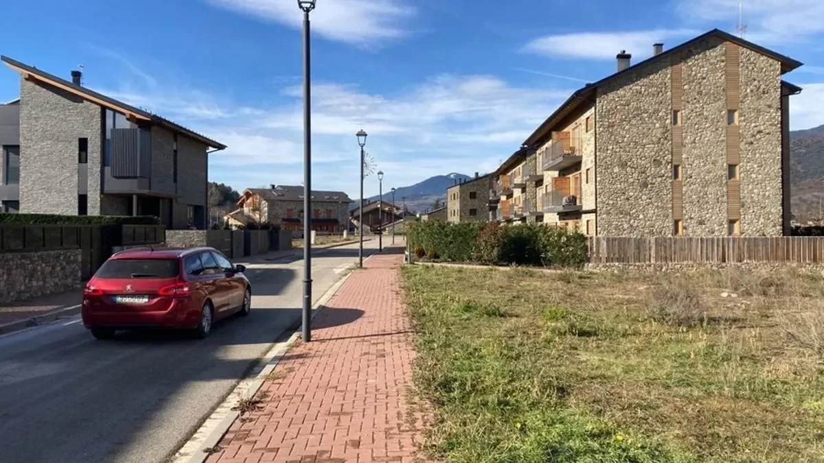 Las viviendas se construirán en esta parcela del Pla de Tomet. - C.SANS