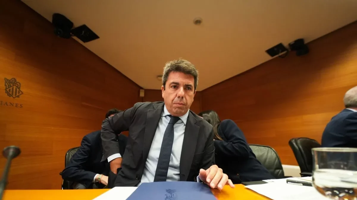 Carlos Mazón en la comissió d’investigació de la dana a les Corts Valencianes. - EUROPA PRESS