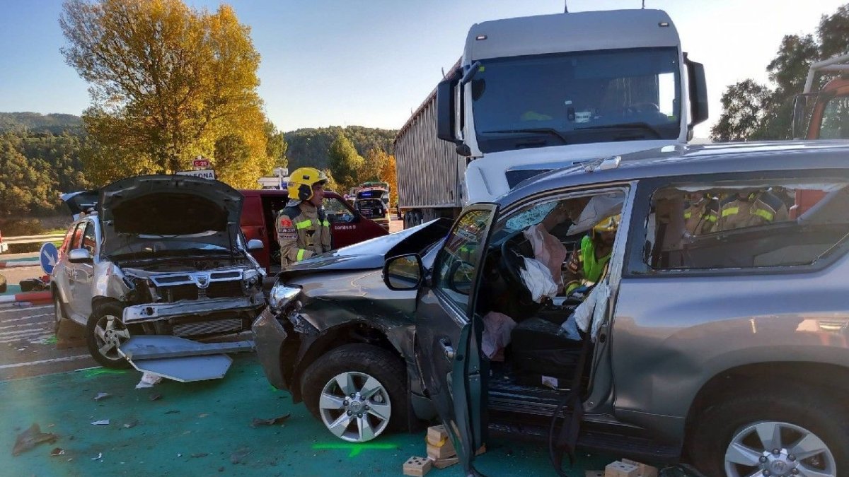 El accidente tuvo lugar el lunes pasado en la carretera C-14.