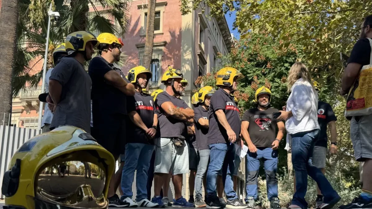 Una de las protestas de Bombers Precaris en Lluita. - BOMBERS PRECARIS EN LLUITA