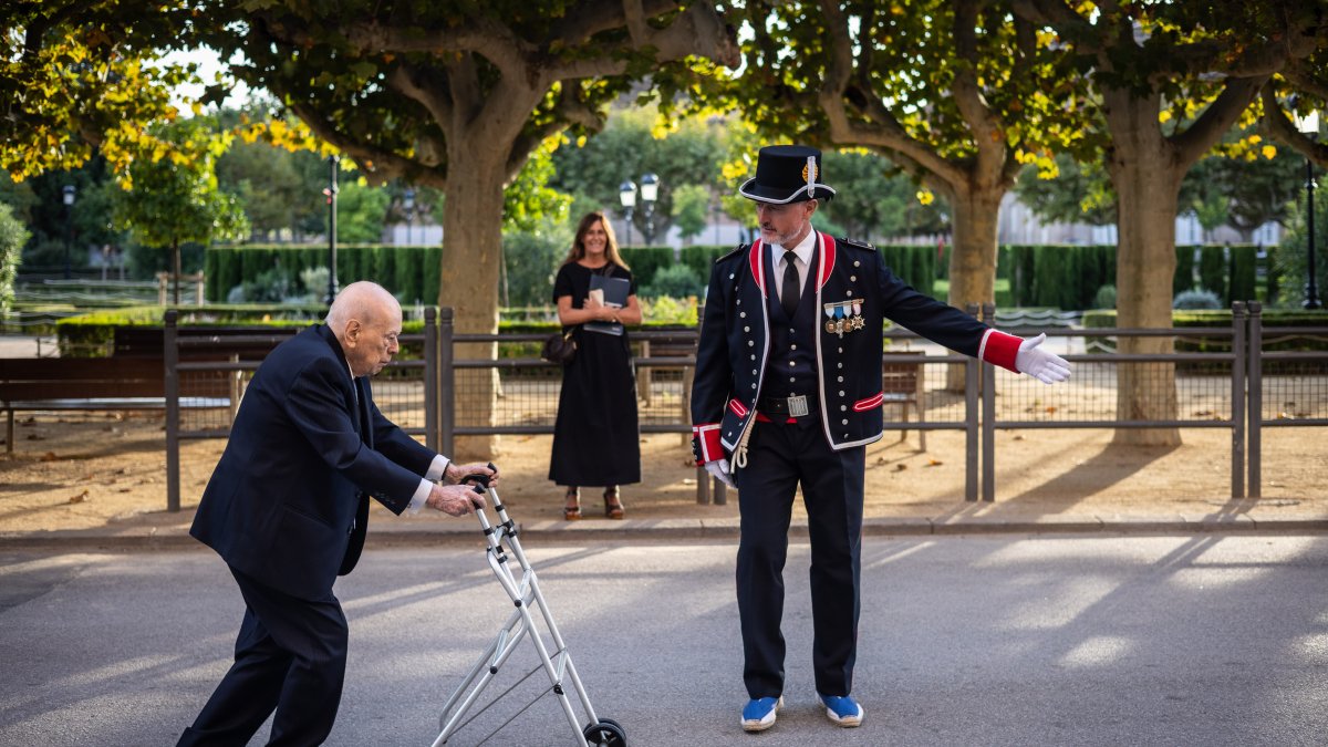 Foto d'arxiu de l'expresident de la Generalitat, Jordi Pujol, fent presència a l'acte de la hissada de la senyera al Parlament.