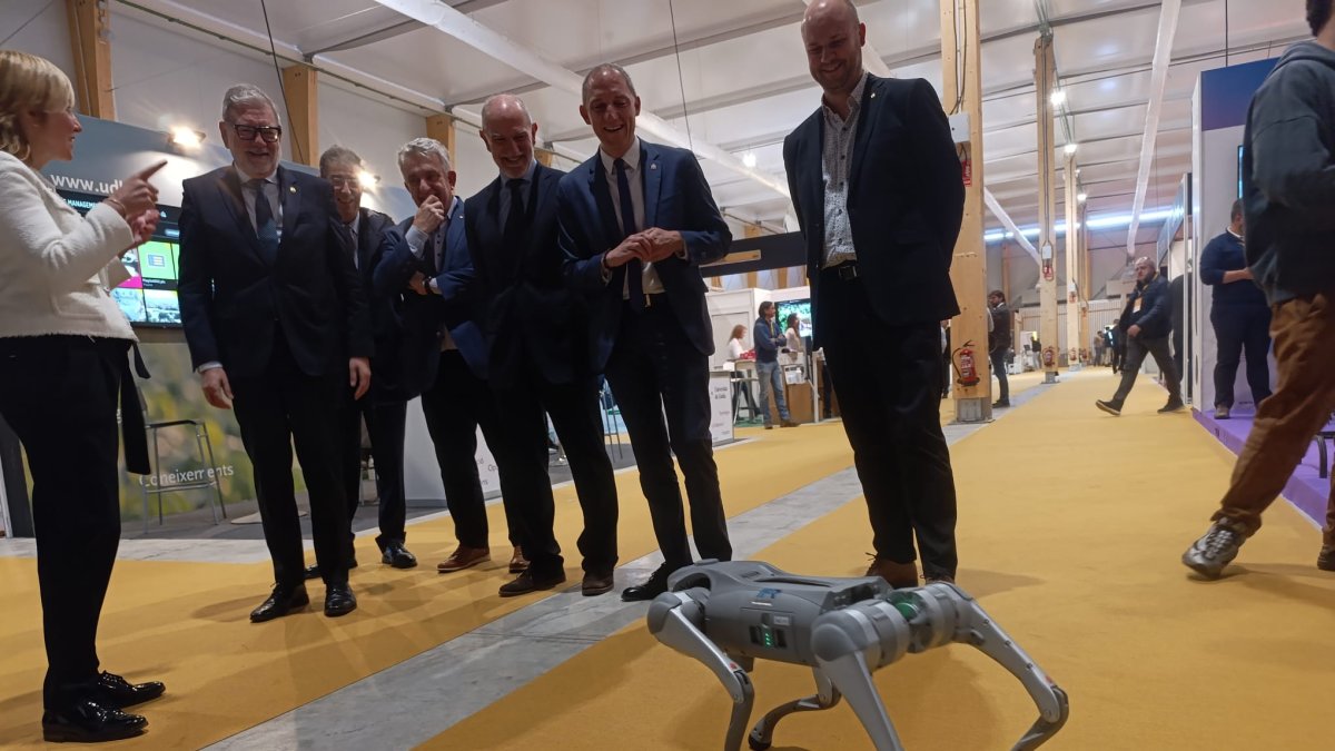 Demostració de robòtica en la primera jornada de la Fira Agrobiotech de Lleida