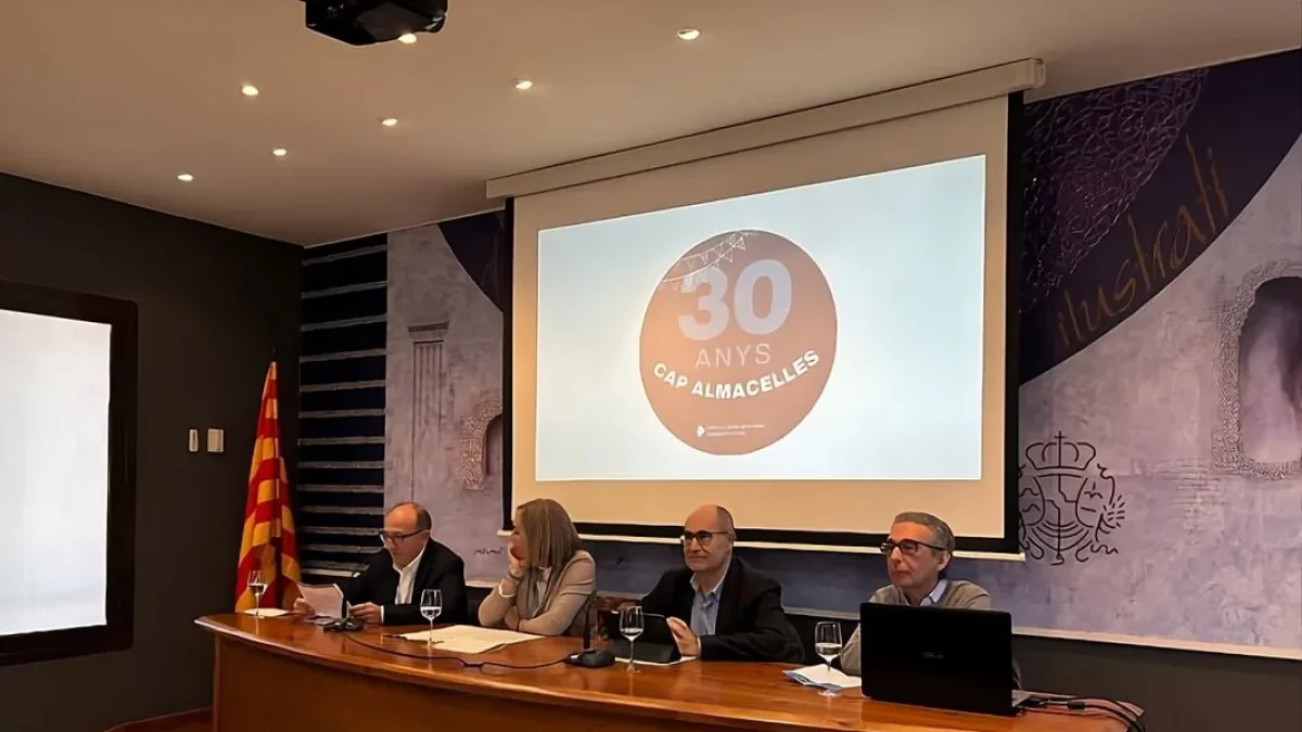 Un moment de l’acte de celebració dels 30 anys del CAP d’Almacelles. - A.A.