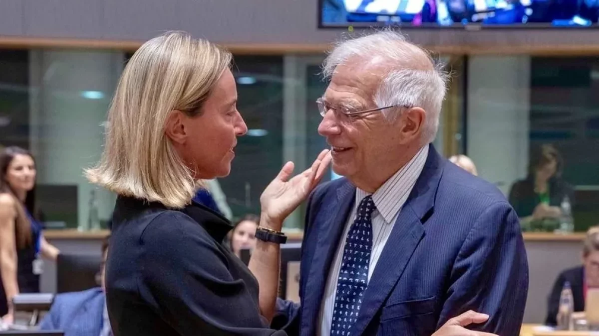 Federica Mogherini y Josep Borrell. - EUROPA PRESS