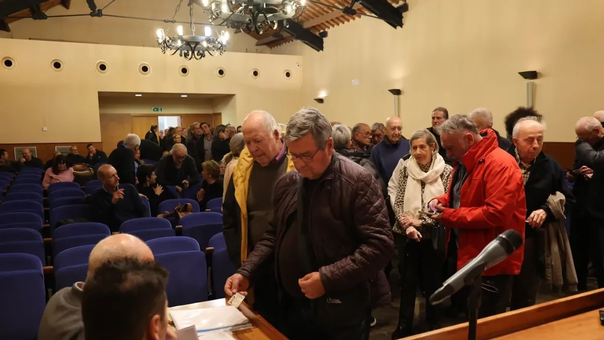 La votación de los regantes de Mollerussa el martes. - J. G. M