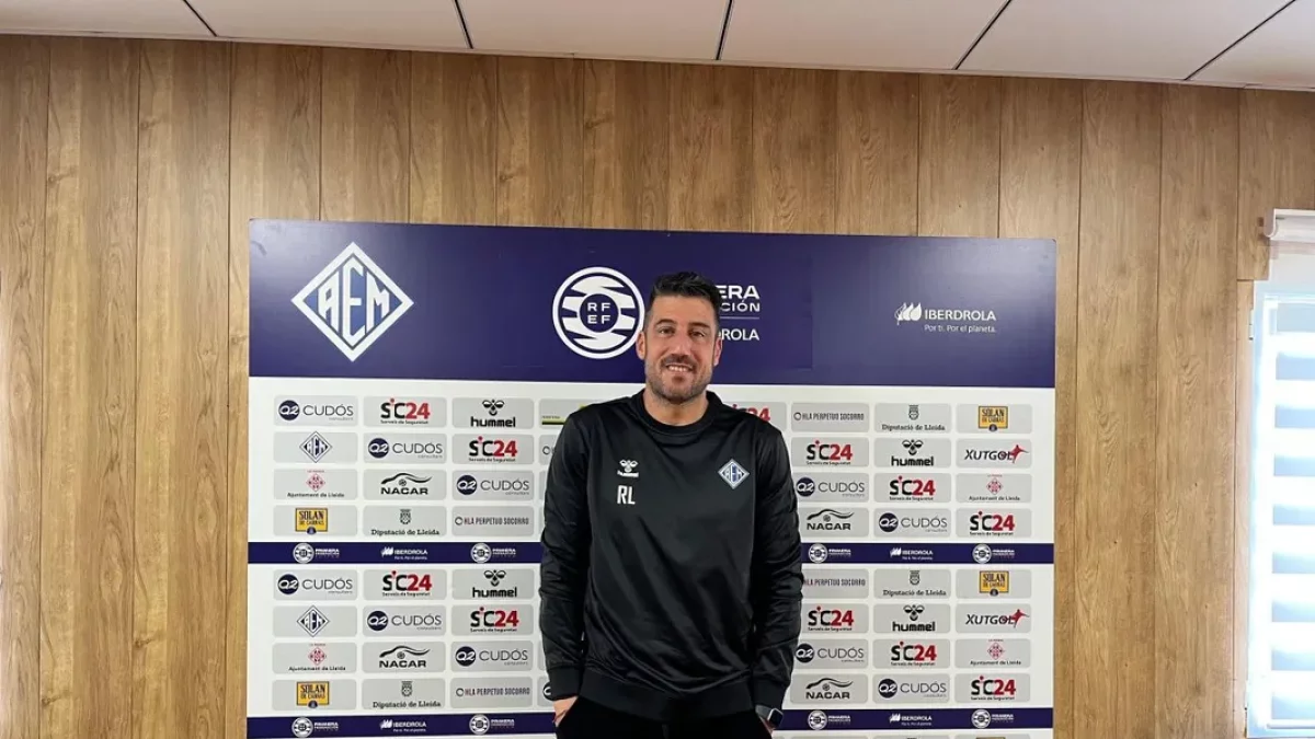 Rubén López, ahir en la primera roda de premsa després de tornar. - M. P. P.