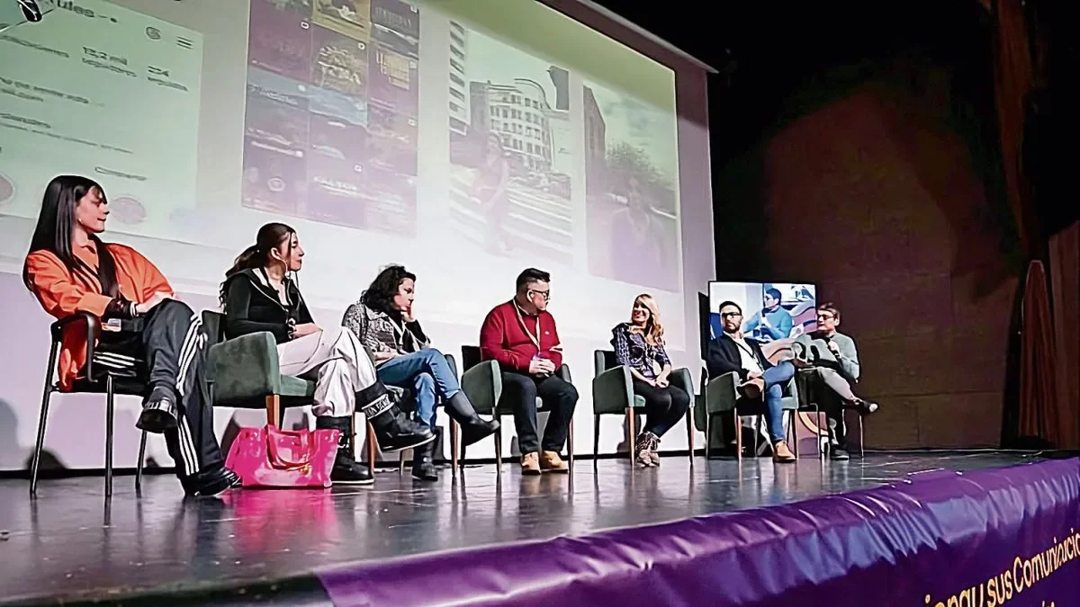 Ua des ponéncies deth Congrès Internacionau sus lengües minoritàries. - CONSELH GENERAU