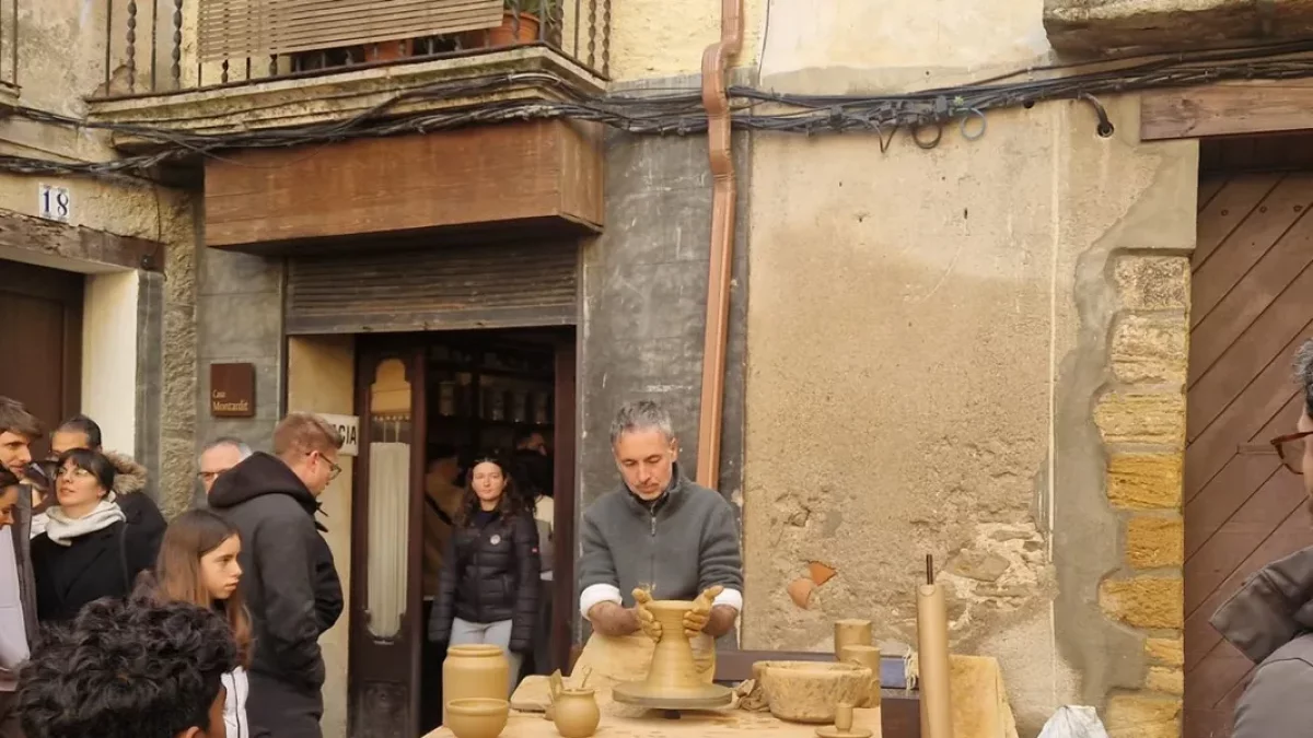 Àger rememora oficios antiguos en una nueva edición de su Fira Artesana - AYUNTAMIENTO DE ÀGER