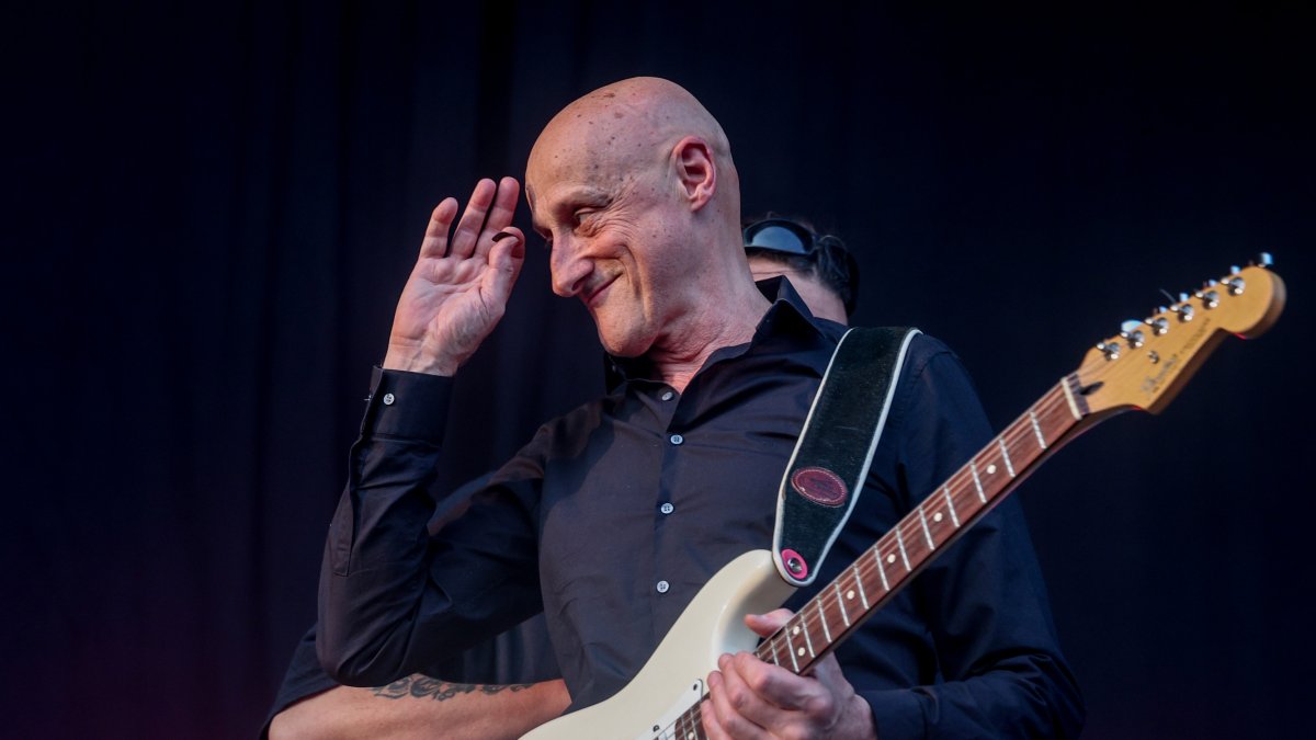 Archivo - Ilegales durante una actuación en el festival Noches del Botánico, en el Real Jardín Botánico Alfonso XIII, a 28 de junio de 2023, en Madrid.