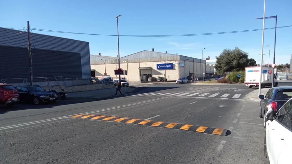 La nueva banda reductora de la calle Llorenç Agustí i Claveria. - AJUNTAMENT DE LLEIDA