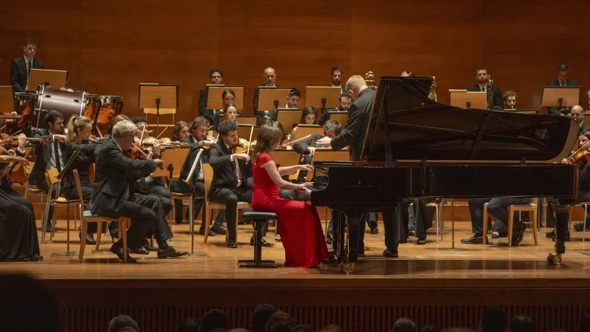 Lleida se rinde a Anna Fedorova y la Franz Schubert Filharmonia - PAU PASCUAL PRAT