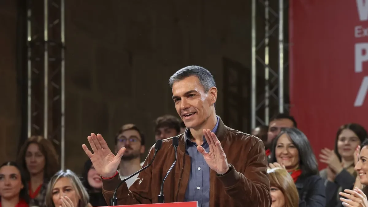 El president del Govern central, Pedro Sánchez, en un acte a Càceres per les eleccions extremenyes. - EFE