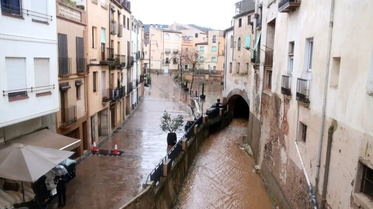 Imatge del barranc de Falset negat per l’aigua. - ANNA FERRÀS/ACN