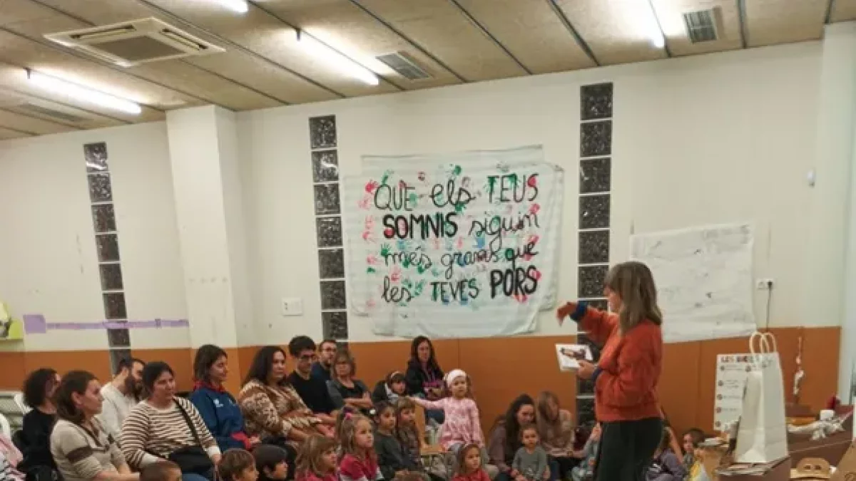 Contes nadalencs amb Mertxe París dilluns a la Biblioteca d’Alpicat. - BIBLIOTECA D’ALPICAT