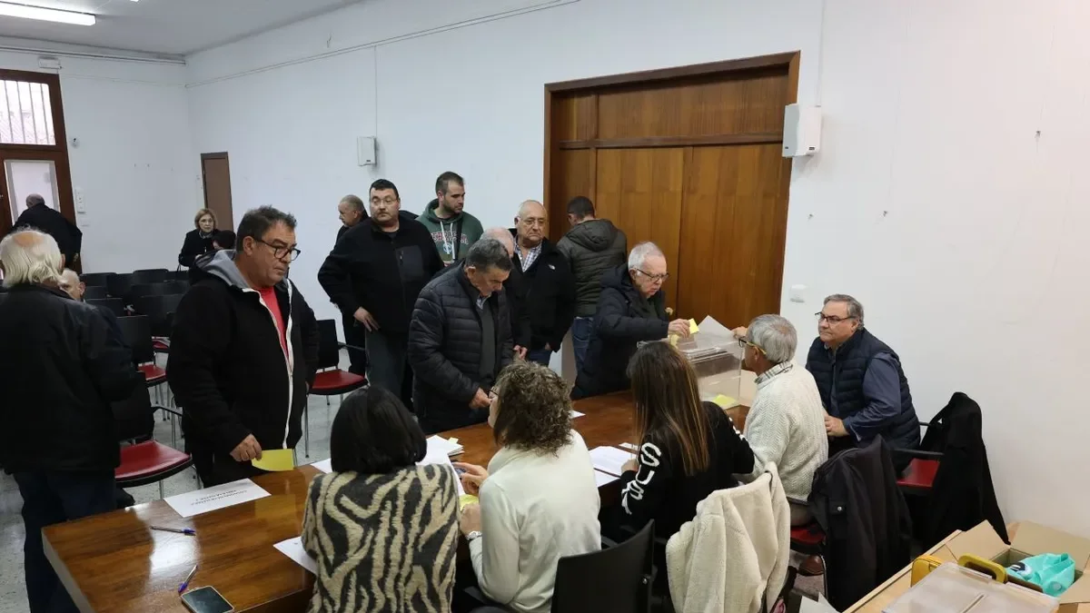 La jornada de votació a Torregrossa. - J.GÓMEZ