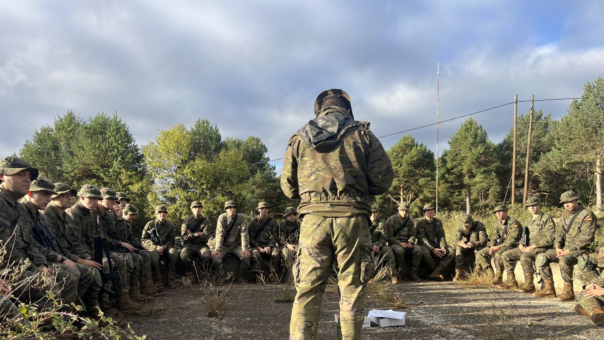 Rècord d’alumnes a l’acadèmia de suboficials de Talarn l’any que creix la despesa militar