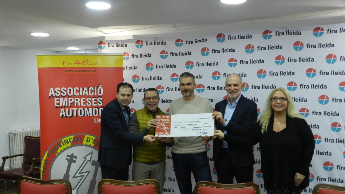 L'acte d'entrega del premi de 6.000 euros.